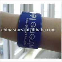 Reflective snap bracelet in assorted colors and customized logo